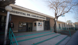 RIVADAVIA: Vecinos ayudaron a escapar a un hombre que intento apuñalar a policías