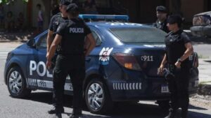 Robo a camioneta del IPV en supermercado de Guaymallén
