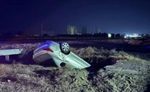 San Martín: Manejaba borracho y terminó adentro de un canal