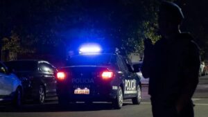 San Martín: colisión entre moto y camioneta deja dos personas lesionadas