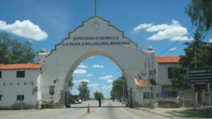 La Paz: Una mujer y sus tres hijos fueron rescatados cuando intentaban llevarlos a Mar del Plata
