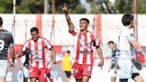 San Martín cumplió y está clasificado