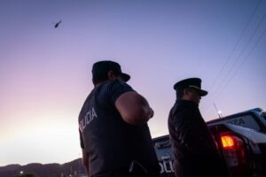 En patrullajes preventivos, la Policía de Mendoza actuó contra el delito y secuestró armas