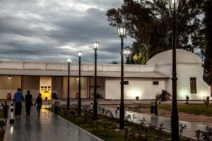 San Martín celebra el Día de la Tradición con música, danza y cultura en Las Bóvedas