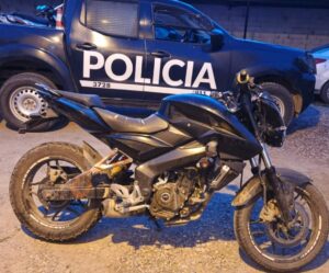 Los Barriales: Paseaba en una moto robada y fue aprehendido