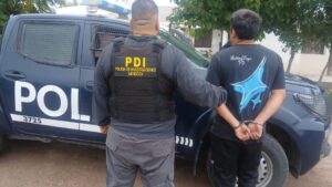 San Martín: tres detenidos y secuestro de motos, armas y un auto adulterado
