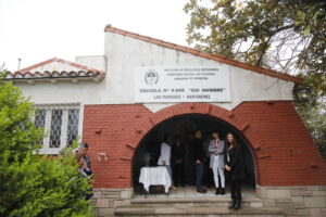 La historia de la escuela mendocina que nació gracias a una donación de Brandoni