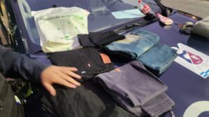 La Policía recuperó dos autos robados y detuvo a una pareja por un robo en San Martín