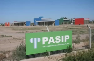 Presentan la iniciativa para desarrollar un centro logístico en San Martín para el transporte internacional