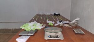 La Policía desbarató un kiosco de drogas en pleno centro de San Martín y secuestró casi $5 millones en efectivo
