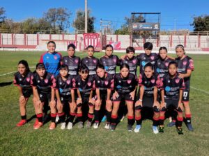 Saúl Palma, el DT que sostiene y potencia al femenino del Atlético Club San Martín