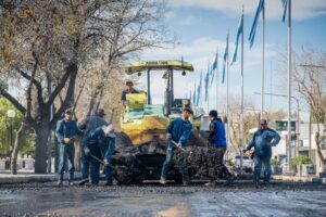 San Martín comenzó con el reasfaltado de la avenida Boulogne Sur Mer