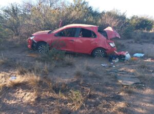 Una familia volcó en Santa Rosa