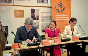 Ulpiano Suarez abrió el XXVIII Congreso de CIDEU en Ecuador y destacó el valor del trabajo en red para transformar las ciudades