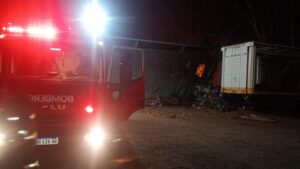 Se incendiaron 60 motos en el depósito de una empresa en Junín