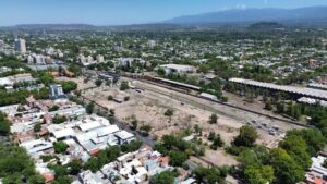 Ulpiano Suarez insiste ante la Nación para avanzar con la Estación Mendoza