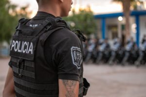 Dos hombres fueron detenidos tras asaltar un comercio en Maipú