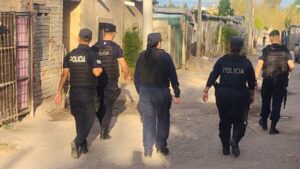 Un operativo en Rivadavia terminó con siete aprehendidos y varios vehículos retenidos
