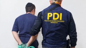 Un arsenal en Maipú: la Policía secuestró 12 armas de fuego y más de 410 municiones